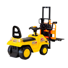 Load image into Gallery viewer, Kids Manual Forklift Ride-On with Working Mast Lift and Pallet
